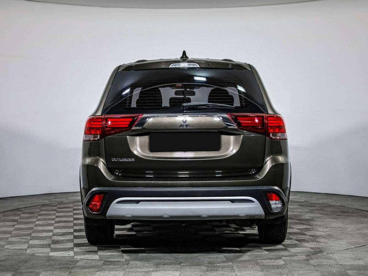 Mitsubishi Outlander 2020 года с пробегом. Фото: #5