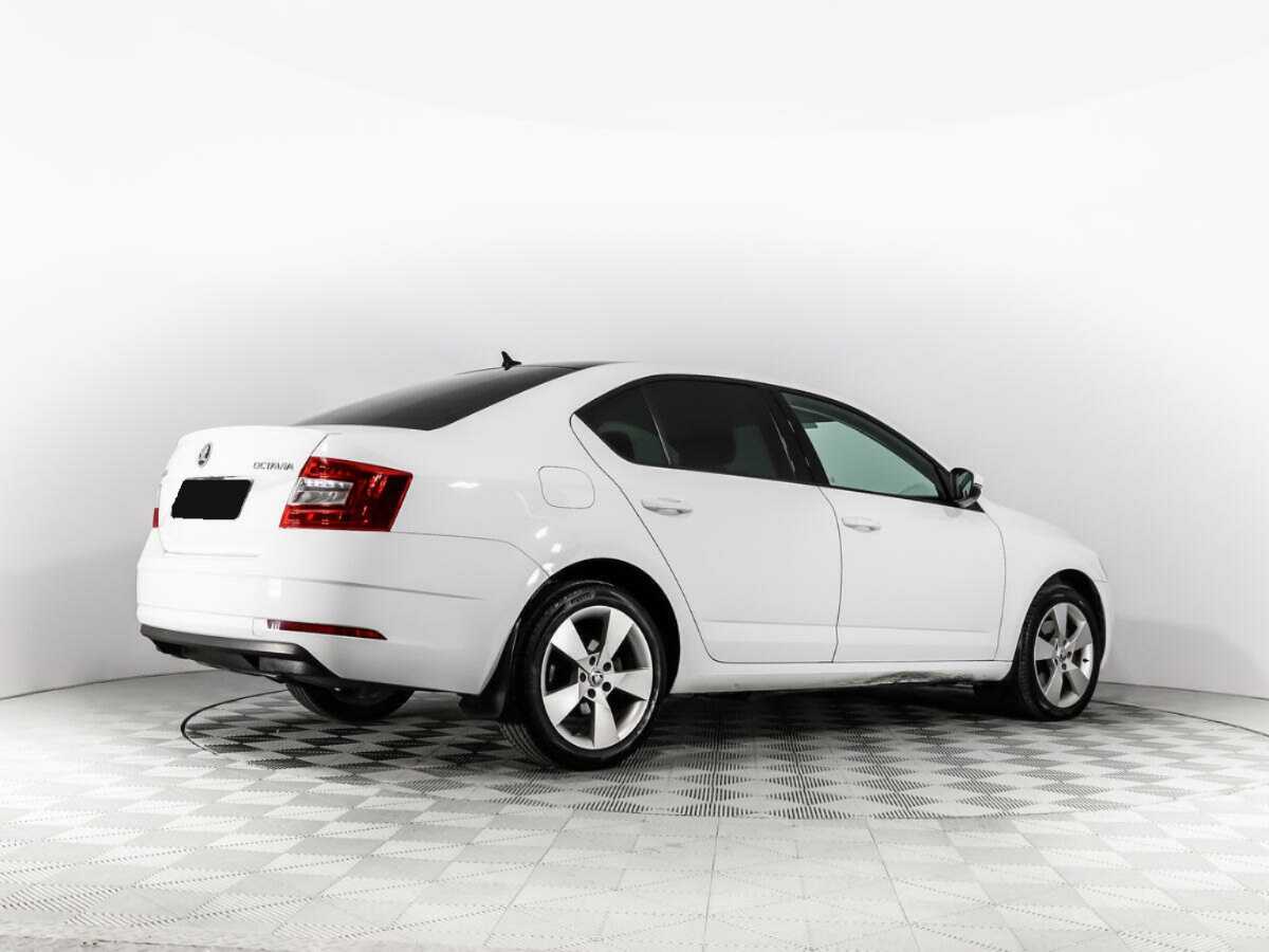 Skoda Octavia 2018 года с пробегом. Фото: #4