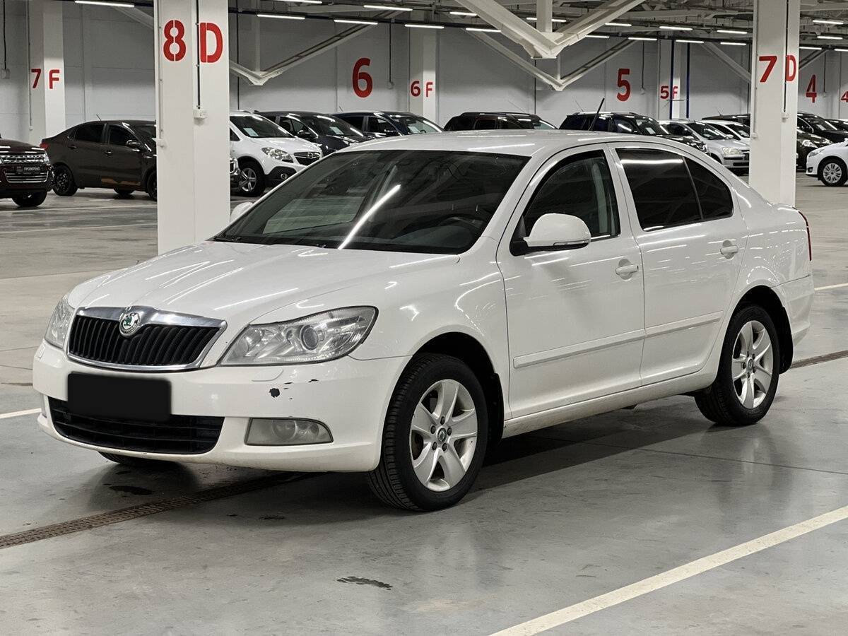 Skoda Octavia 2012 года с пробегом. Посмотреть фото