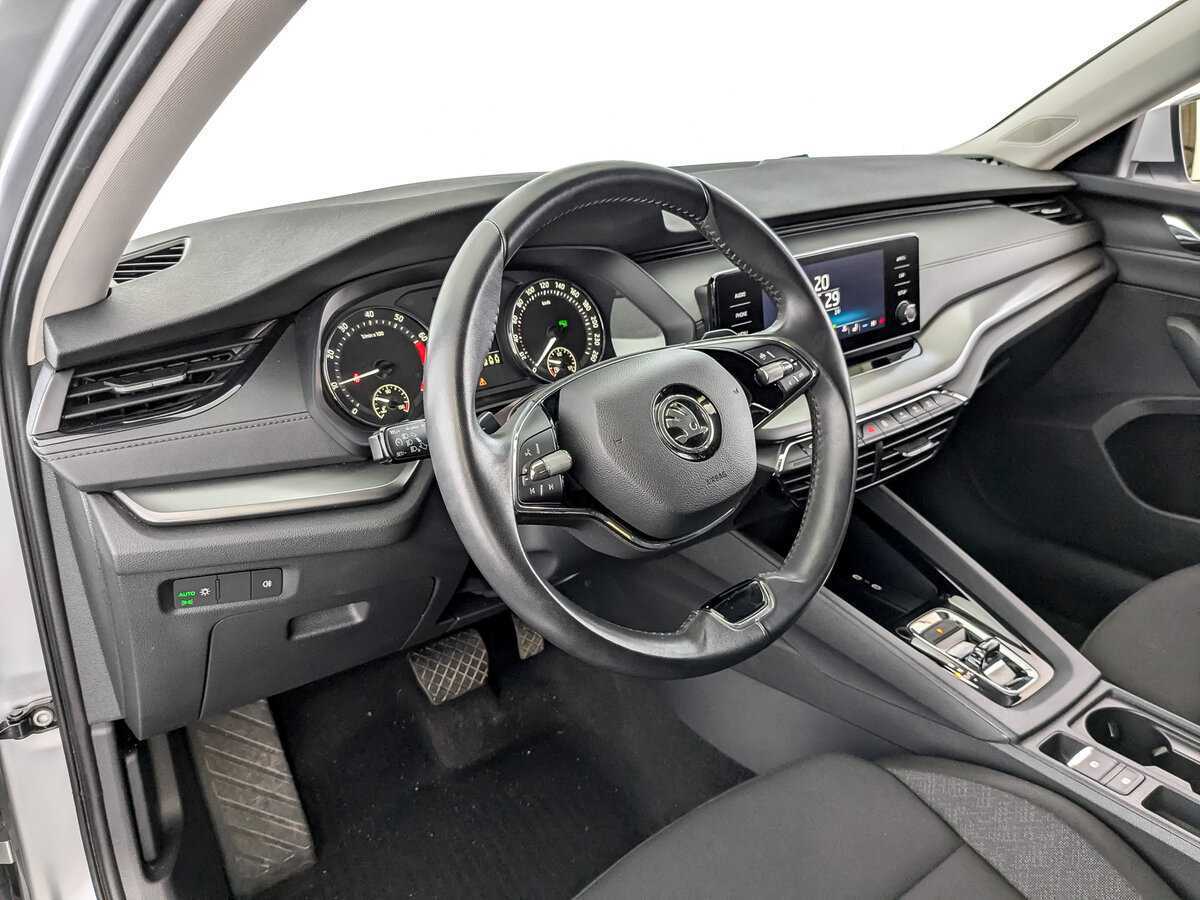 Skoda Octavia 2021 года с пробегом. Фото: #15