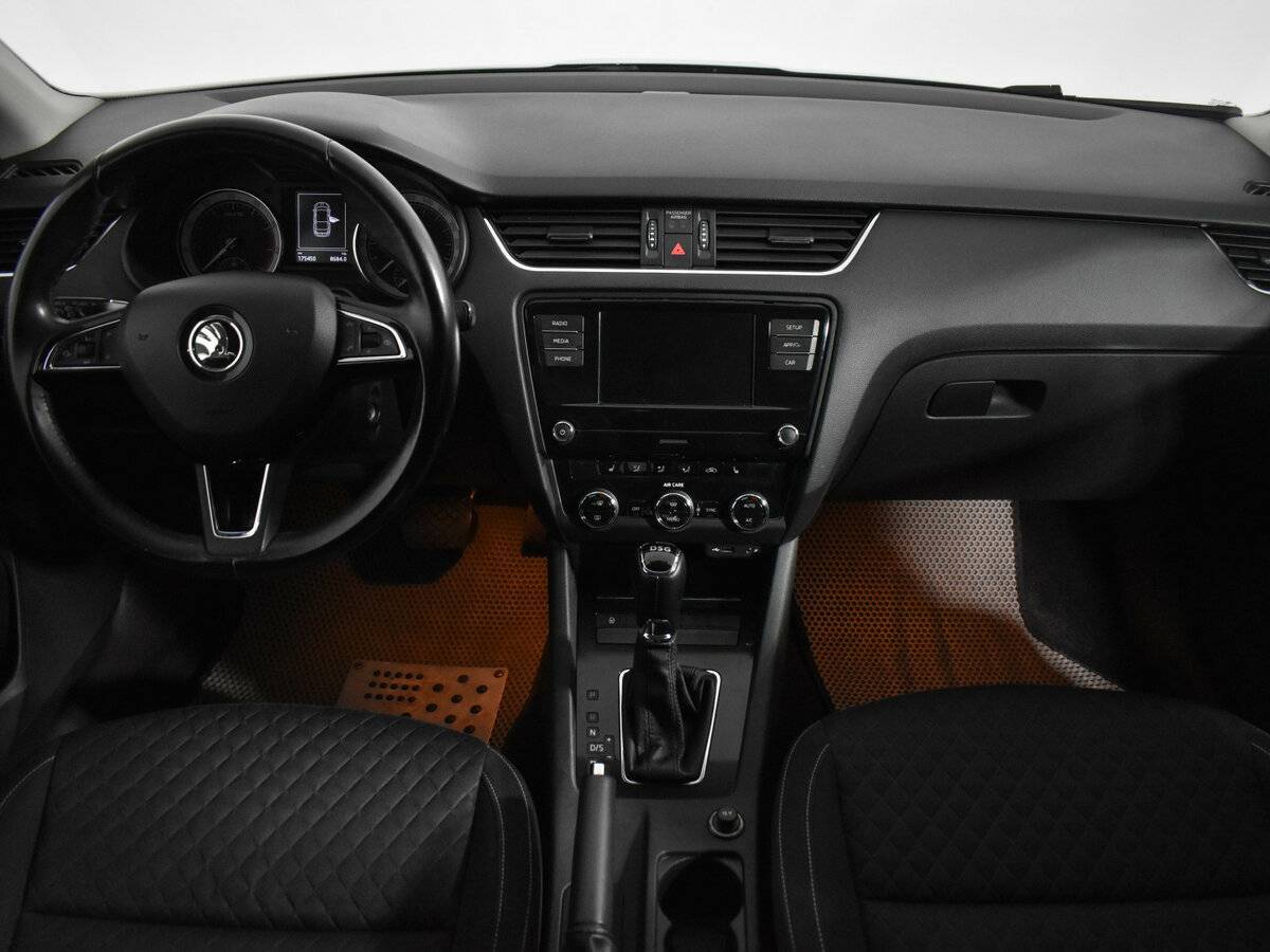 Skoda Octavia 2017 года с пробегом. Фото: #12