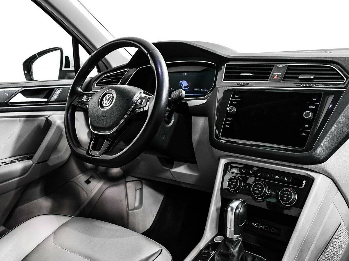 Volkswagen Tiguan 2018 года с пробегом. Фото: #8