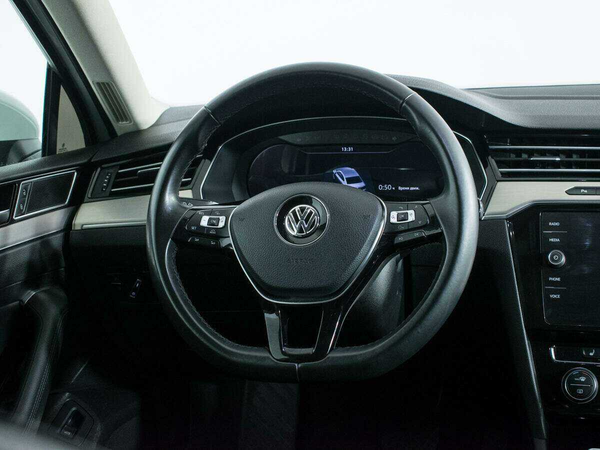Volkswagen Passat 2017 года с пробегом. Фото: #12