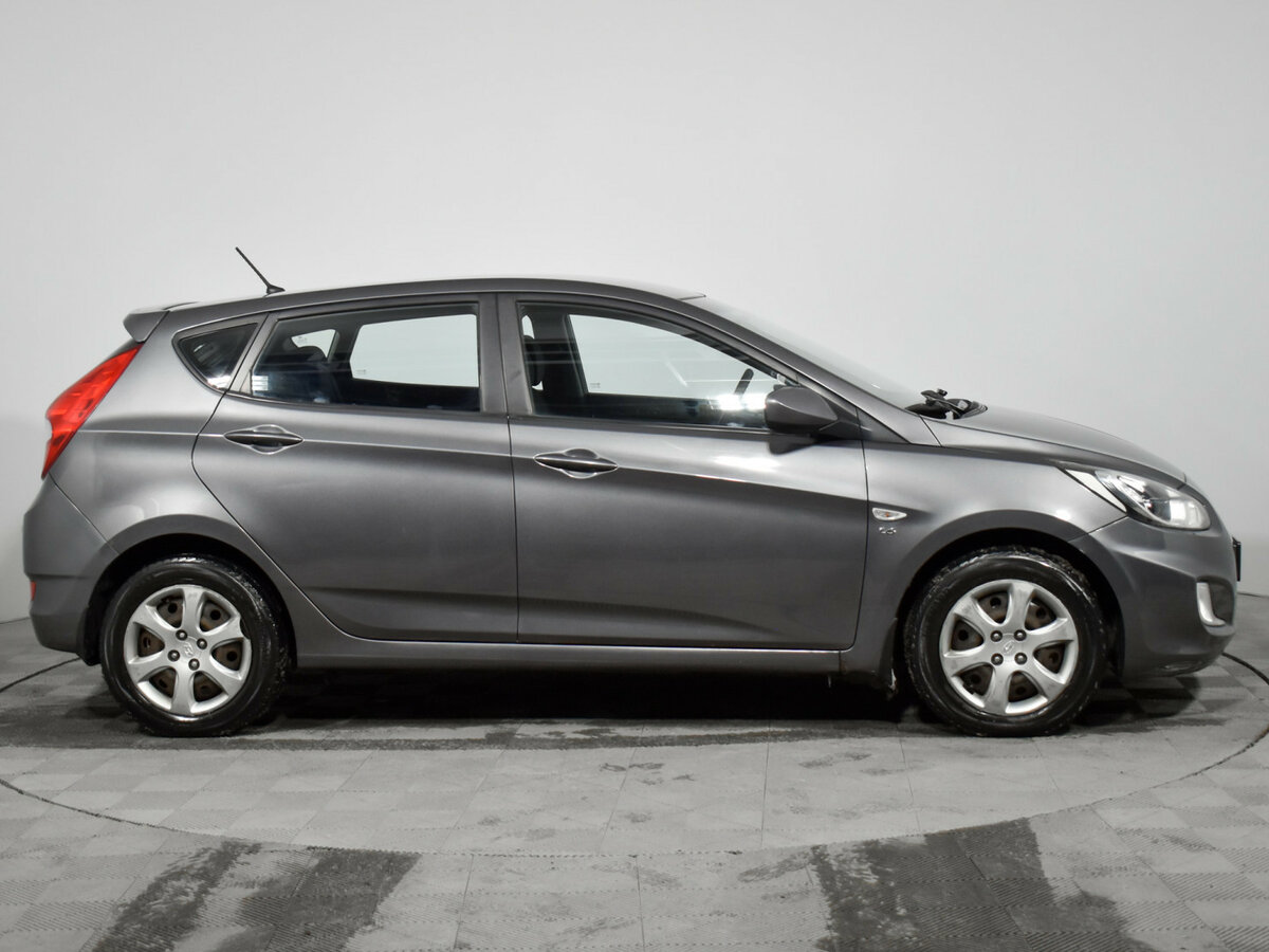 Hyundai Solaris 2012 года с пробегом. Фото: #3