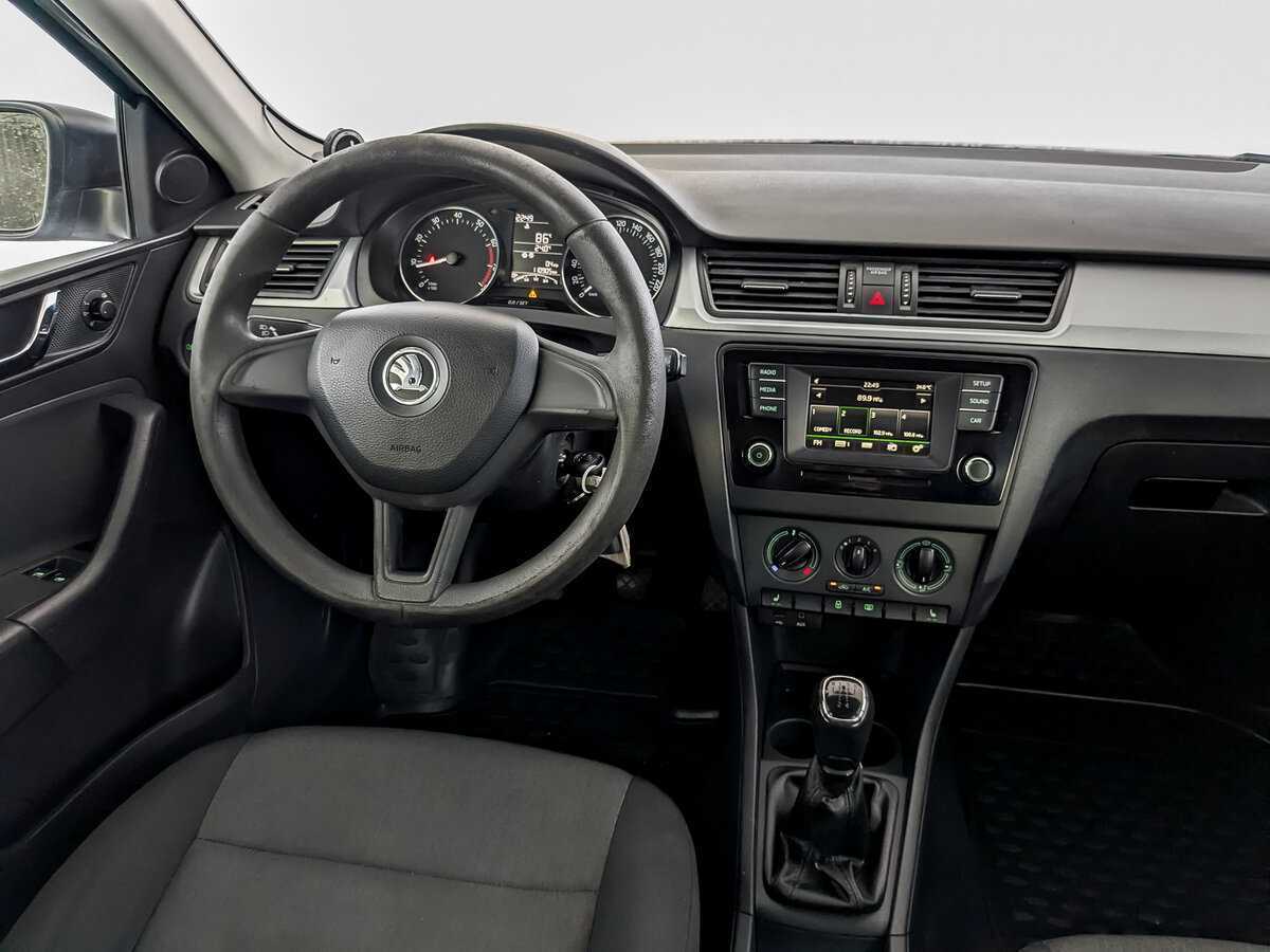 Skoda Rapid 2017 года с пробегом. Фото: #25