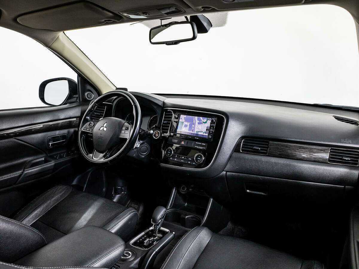 Mitsubishi Outlander 2016 года с пробегом. Фото: #8
