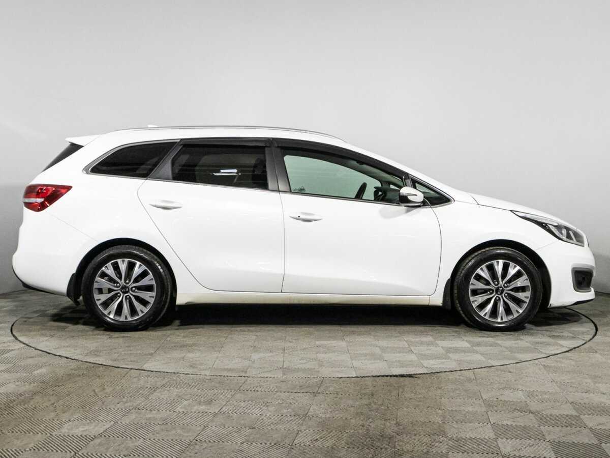 Kia Ceed 2018 года с пробегом. Фото: #3
