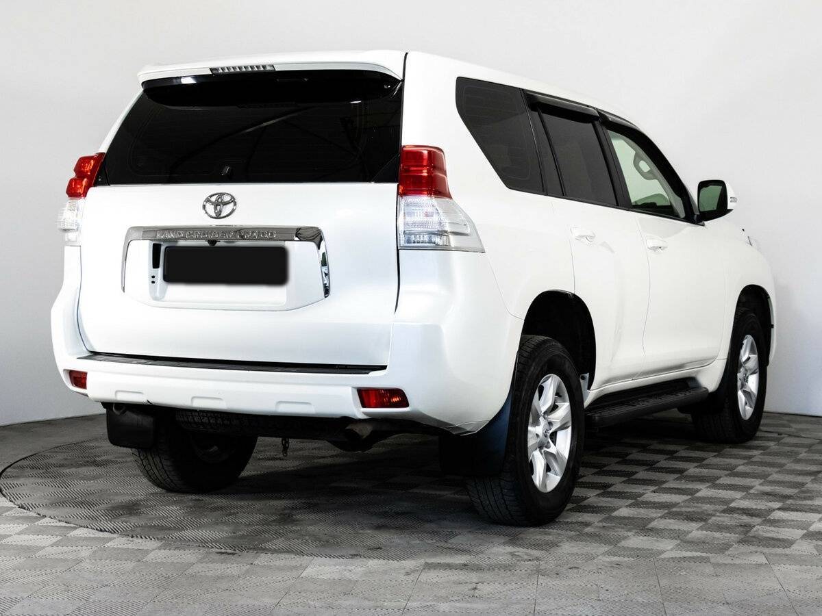 Toyota Land Cruiser Prado 2013 года с пробегом. Фото: #4