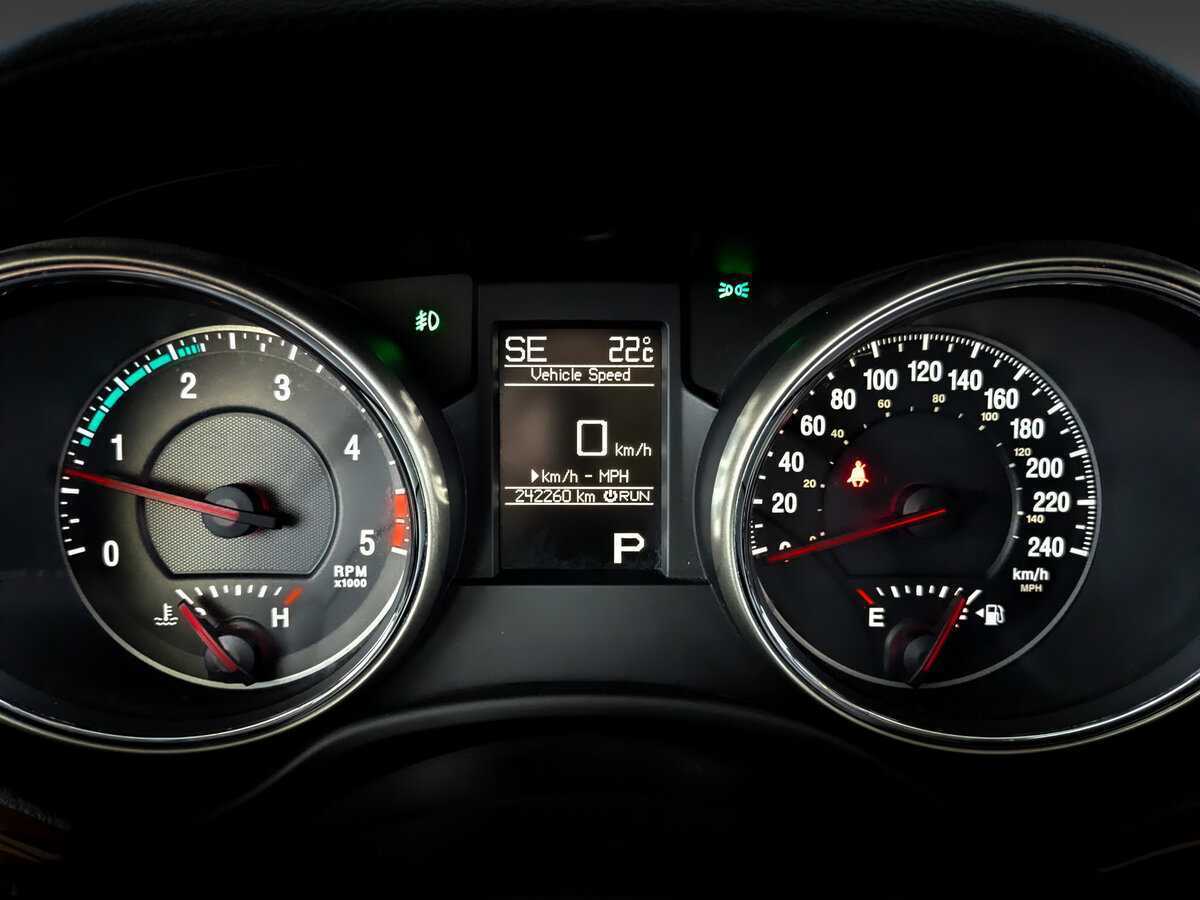 Jeep Grand Cherokee 2012 года с пробегом. Фото: #12