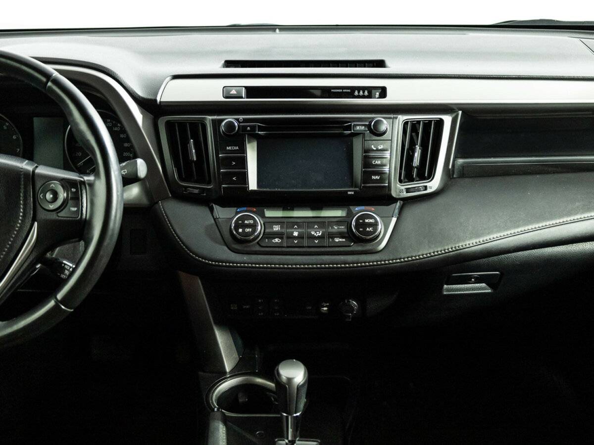 Toyota RAV4 2016 года с пробегом. Фото: #13