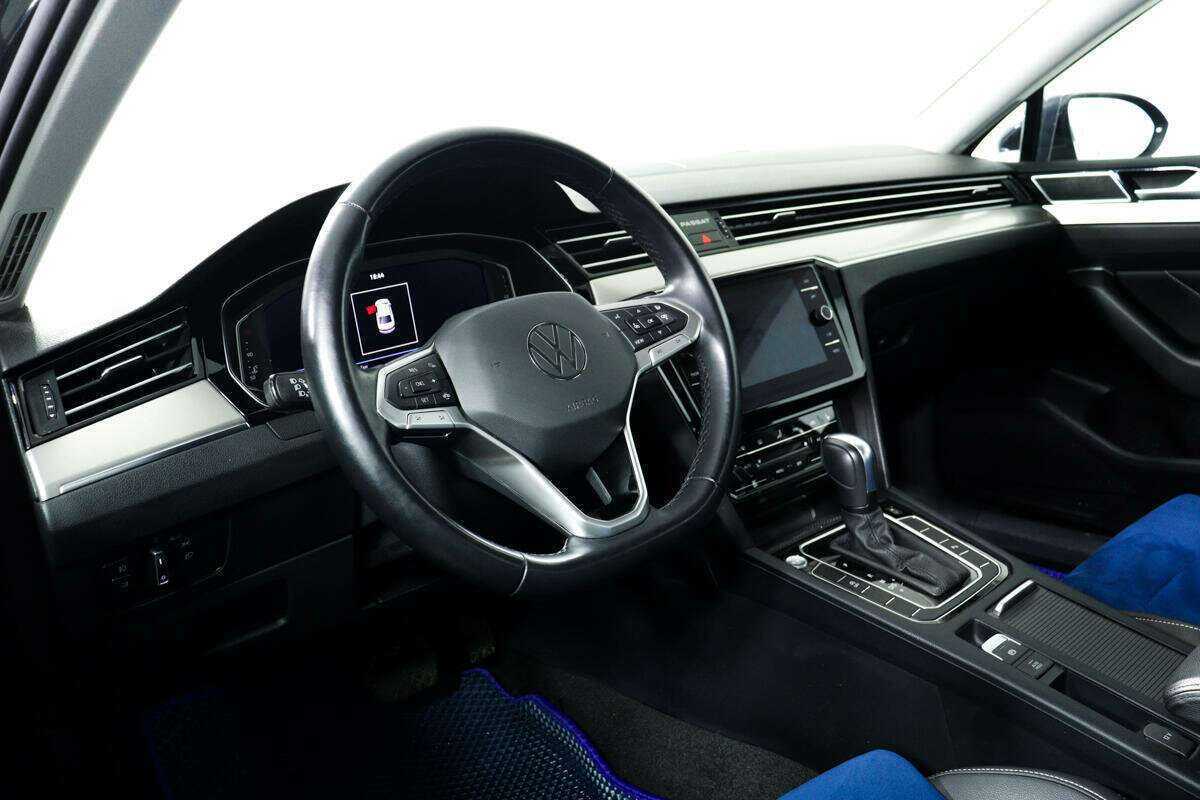 Volkswagen Passat 2021 года с пробегом. Фото: #11