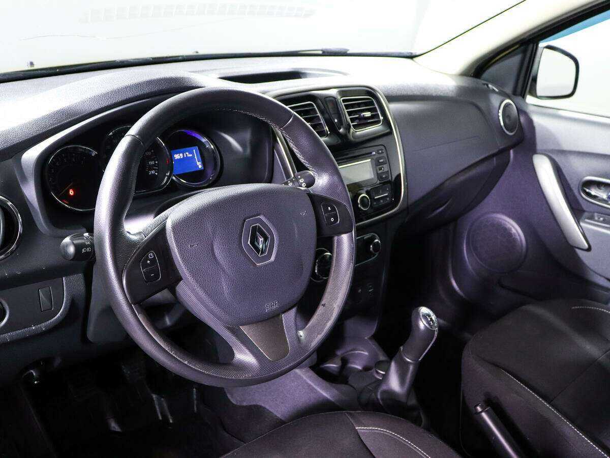 Renault Sandero 2016 года с пробегом. Фото: #11