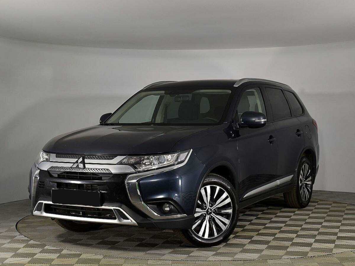 Mitsubishi Outlander 2018 года с пробегом. Фото: #0