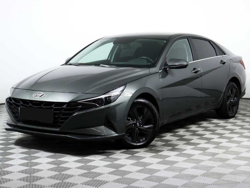 Hyundai Elantra 2021 года с пробегом. Посмотреть фото