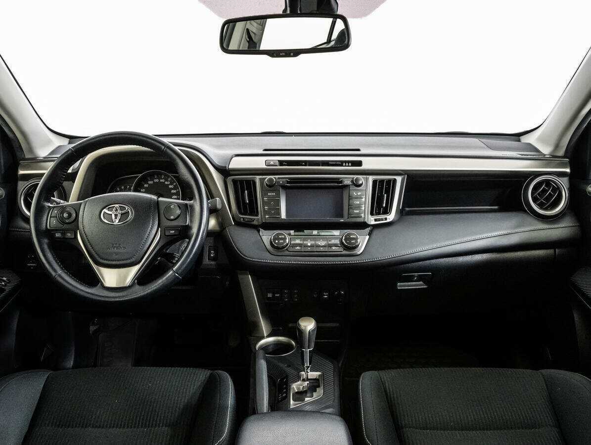 Toyota RAV4 2013 года с пробегом. Фото: #10