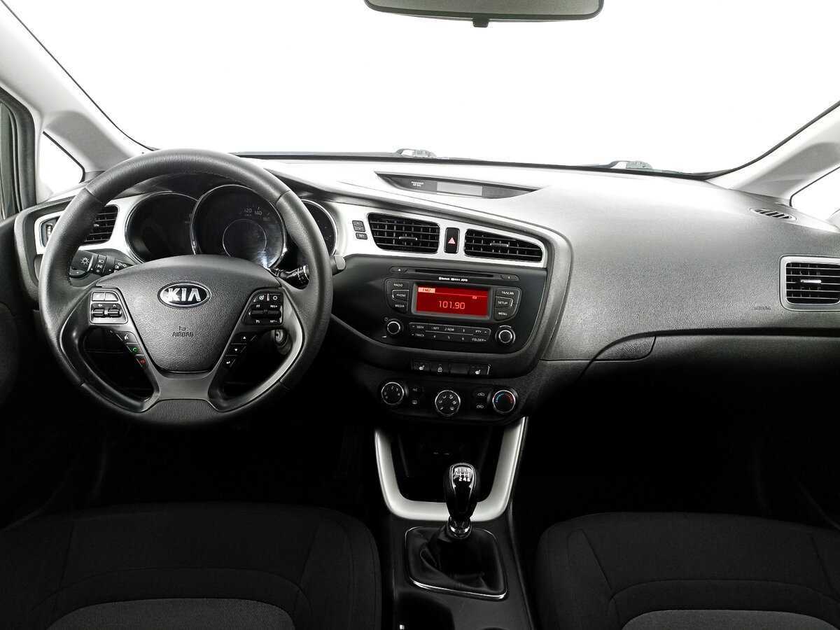 Kia Ceed 2015 года с пробегом. Фото: #13