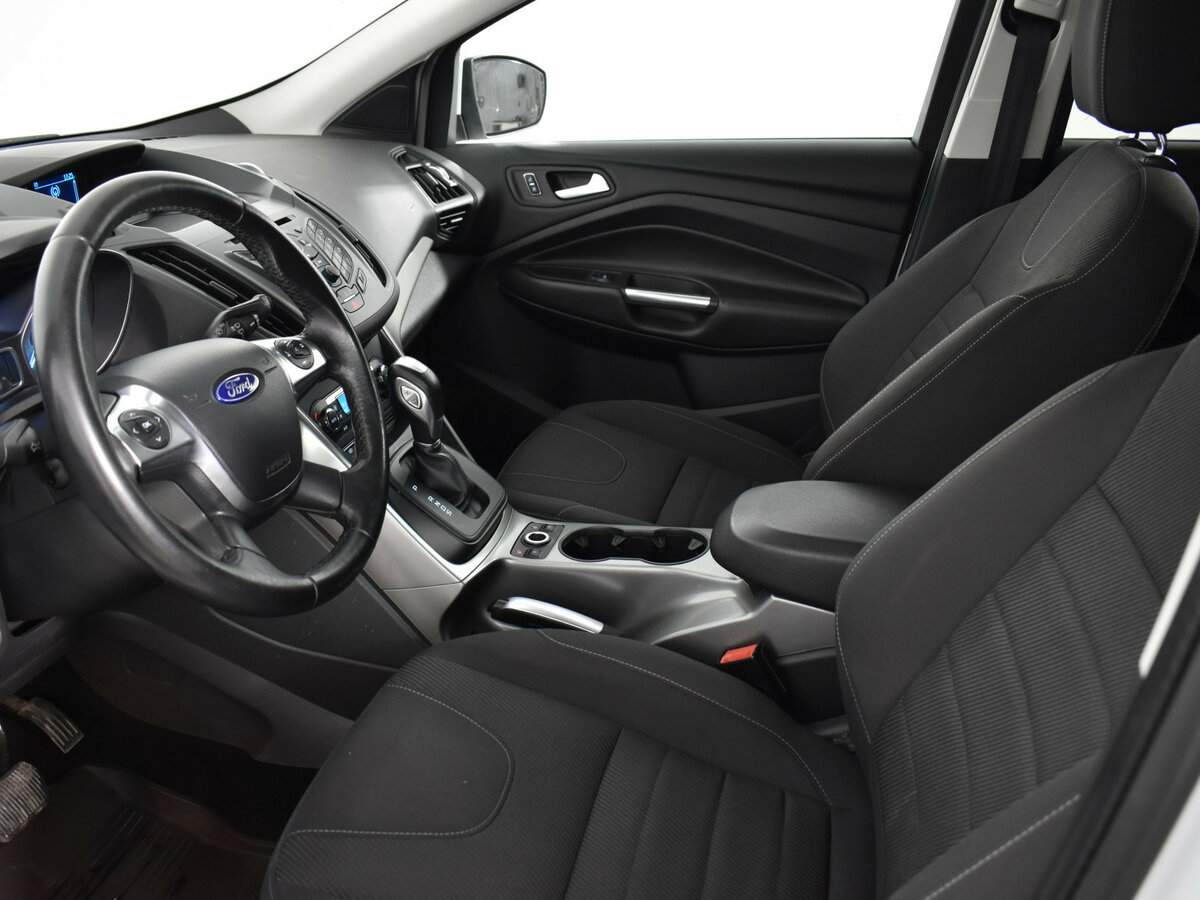 Ford Kuga 2014 года с пробегом. Фото: #8