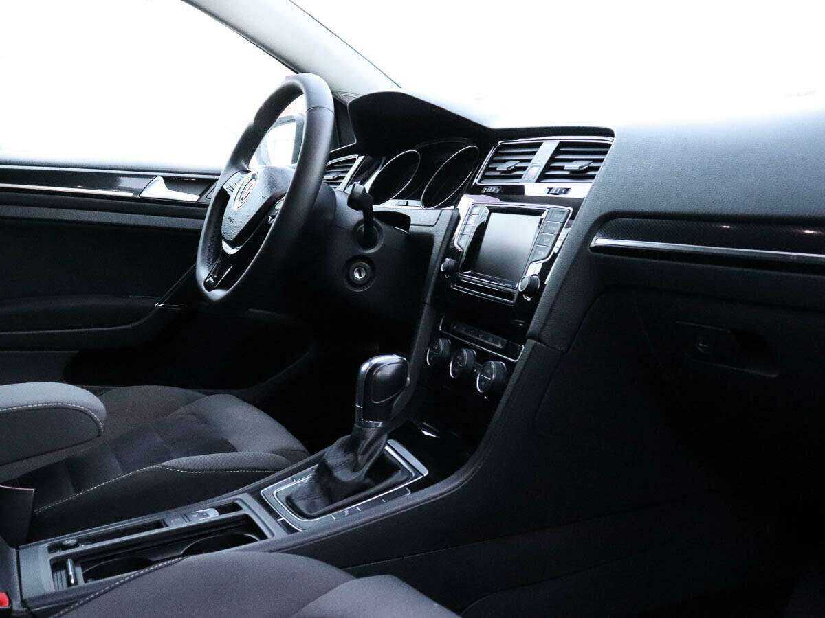 Volkswagen Golf 2014 года с пробегом. Фото: #6