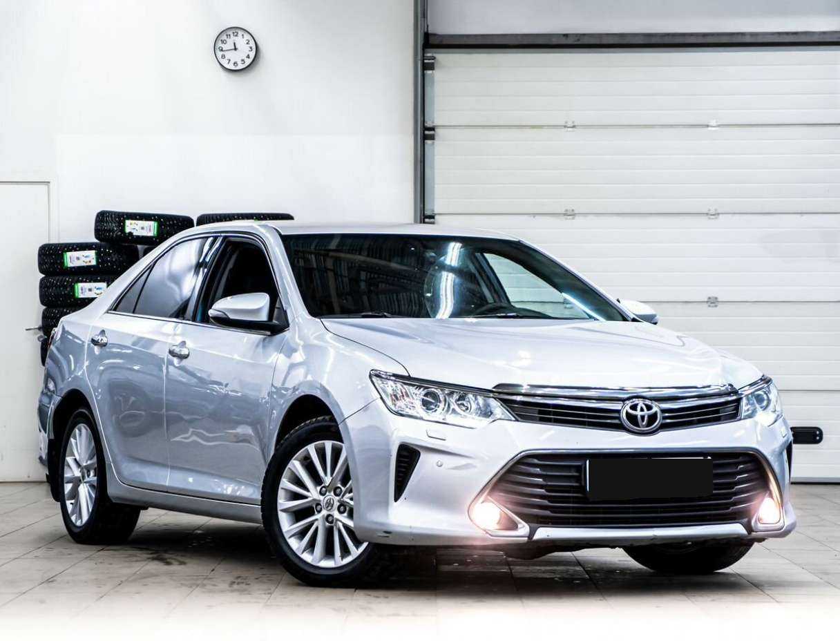 Toyota Camry 2015 года с пробегом. Фото: #1