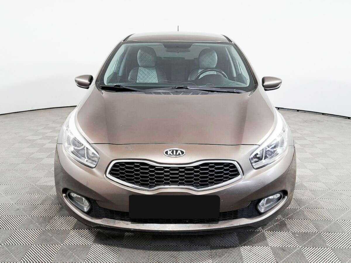 Kia Ceed 2012 года с пробегом. Фото: #1