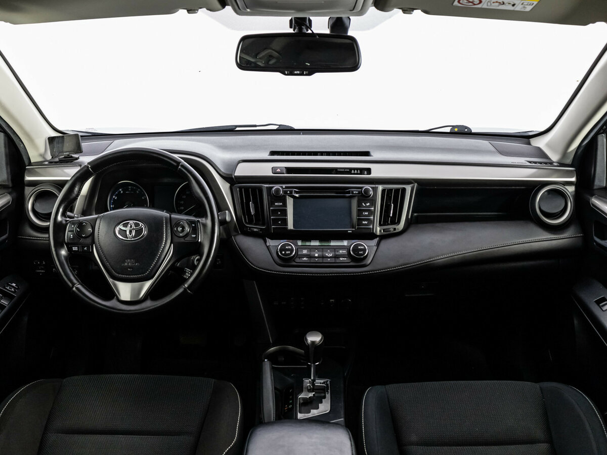 Toyota RAV4 2016 года с пробегом. Фото: #7