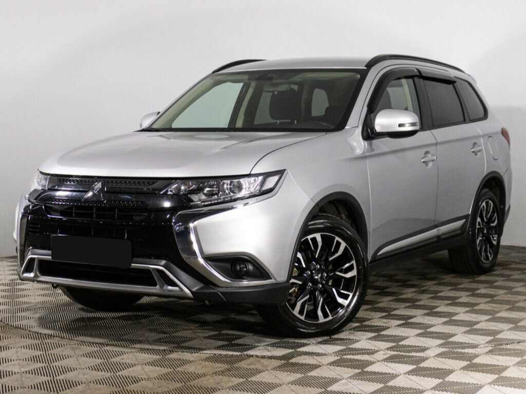 Mitsubishi Outlander 2021 года с пробегом. Посмотреть фото