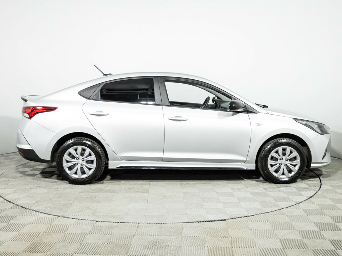 Solaris HS 2024 года с пробегом. Фото: #3