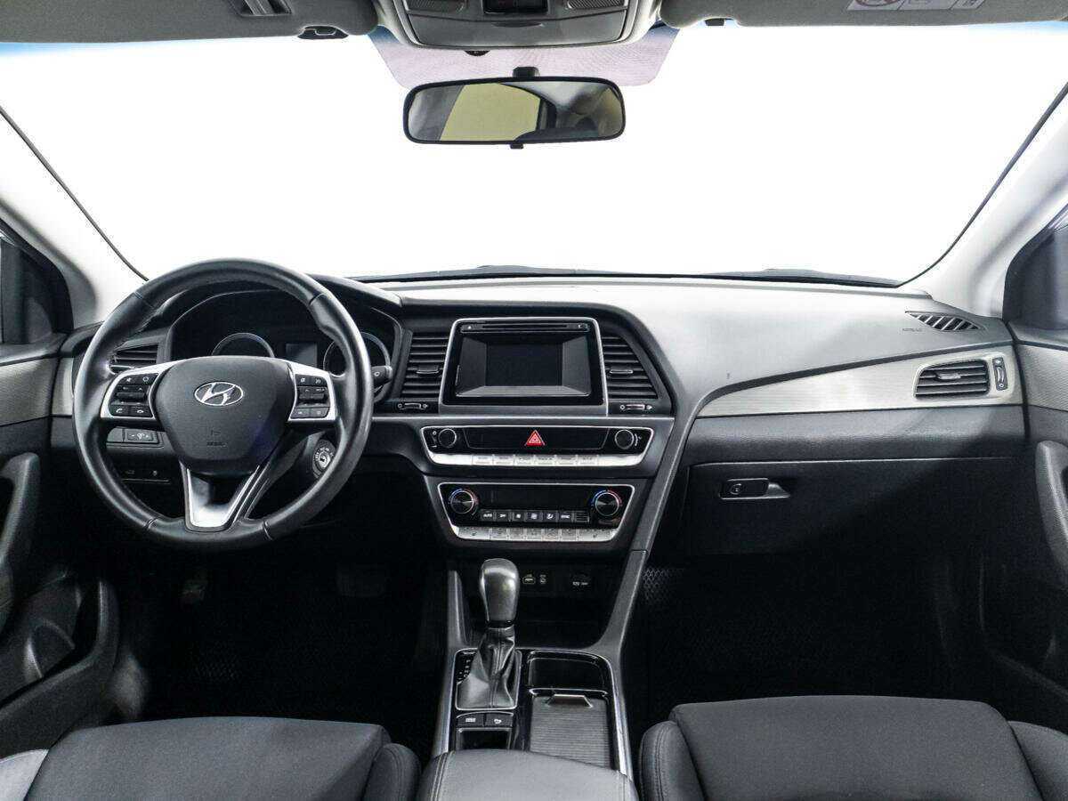 Hyundai Sonata 2018 года с пробегом. Фото: #12
