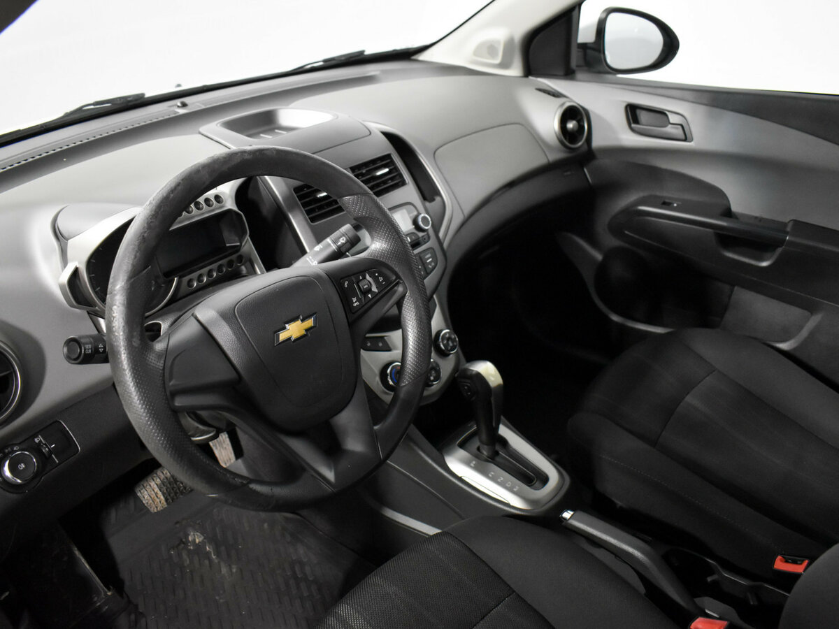 Chevrolet Aveo 2014 года с пробегом. Фото: #8