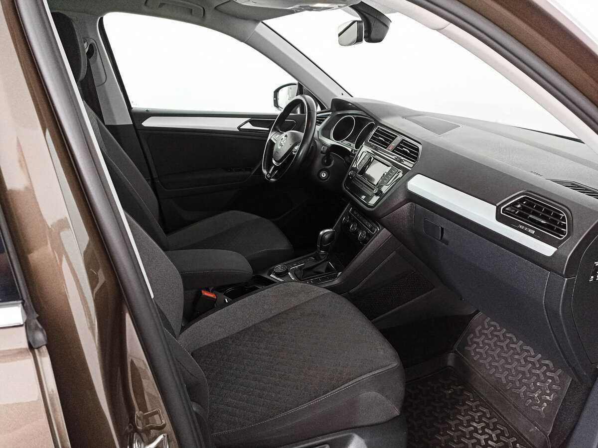 Volkswagen Tiguan 2017 года с пробегом. Фото: #8