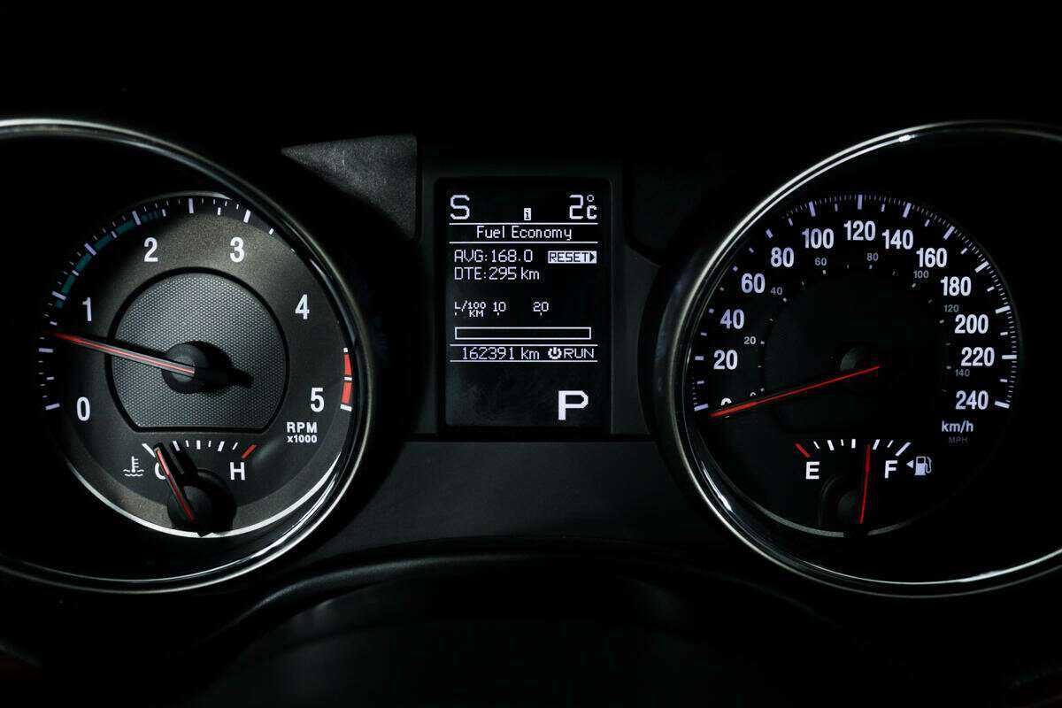 Jeep Grand Cherokee 2013 года с пробегом. Фото: #9