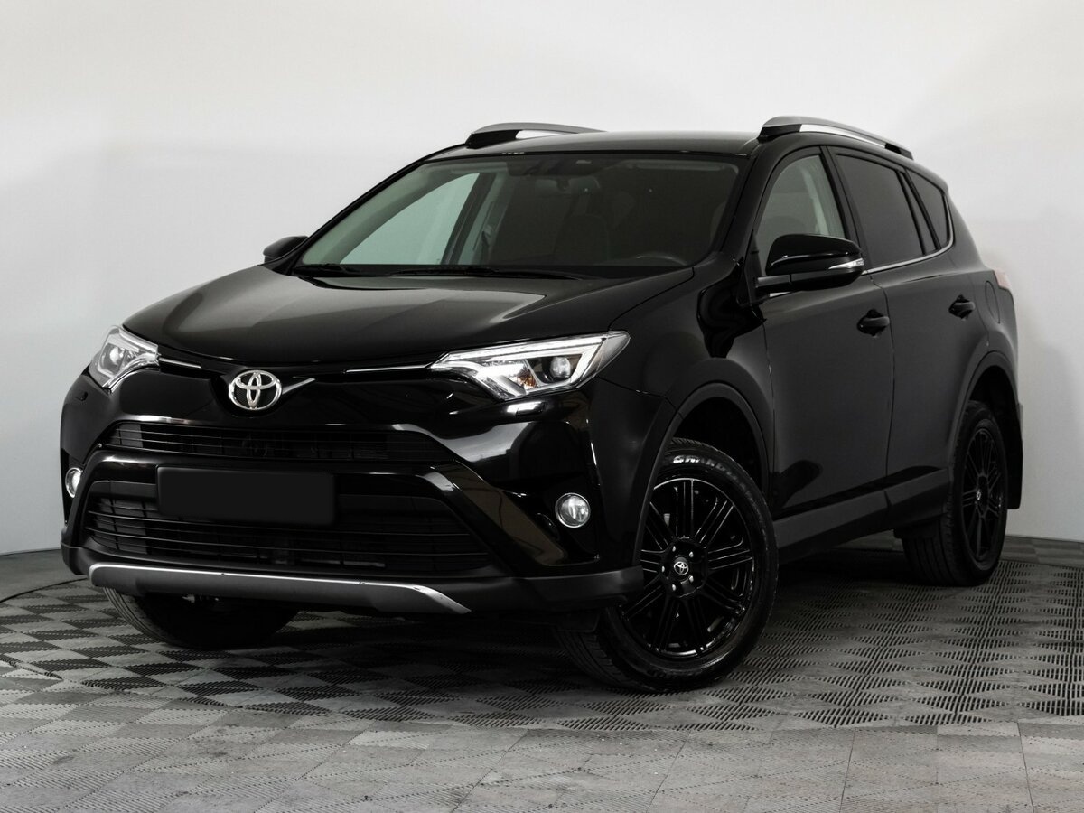 Toyota RAV4 2017 года с пробегом. Фото: #0