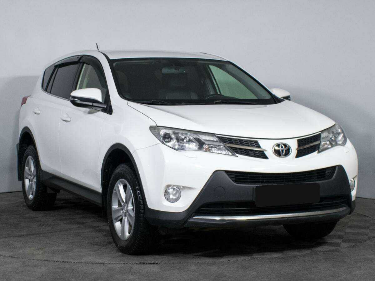 Toyota RAV4 2013 года с пробегом. Фото: #2