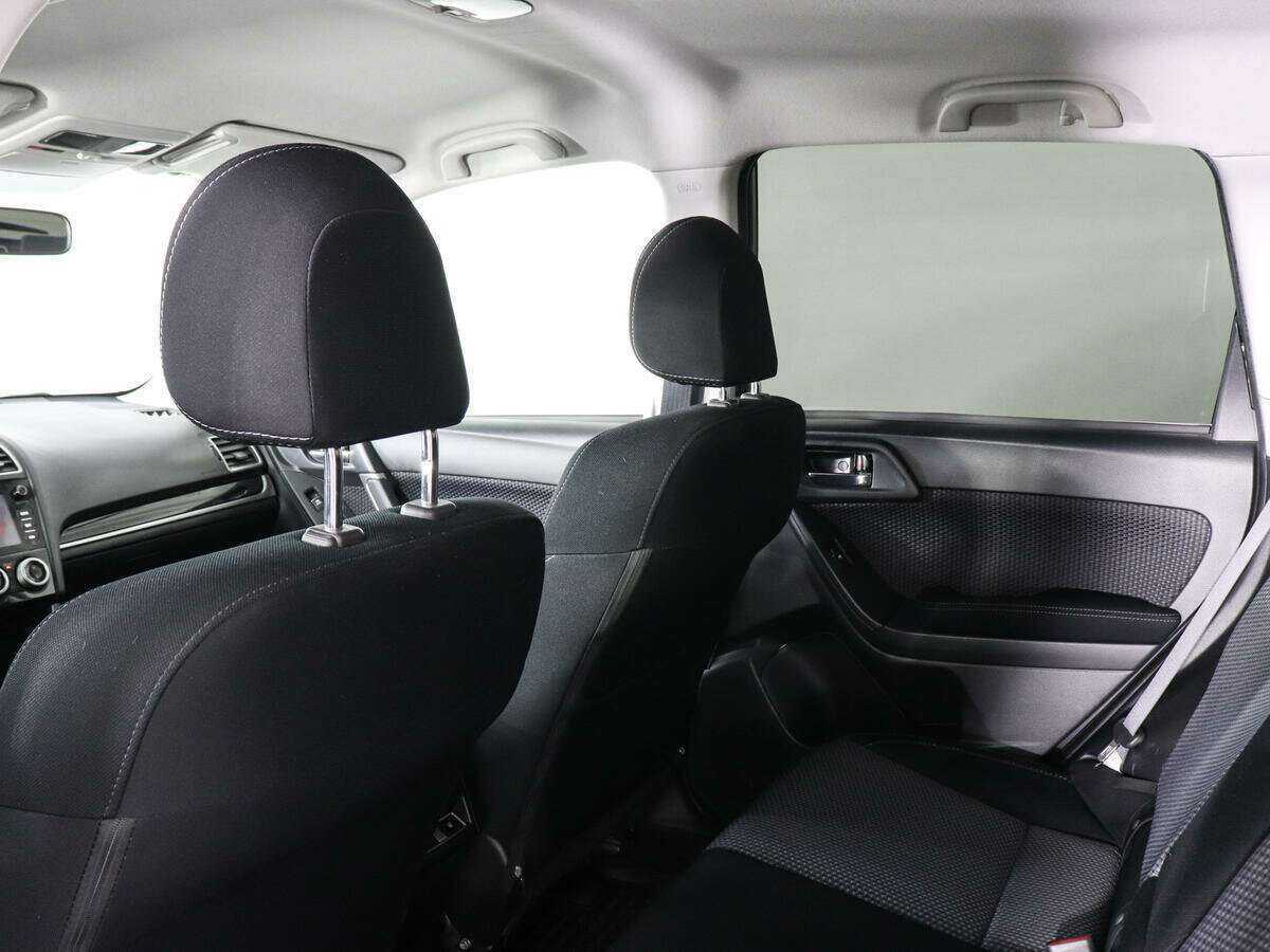 Subaru Forester 2017 года с пробегом. Фото: #10