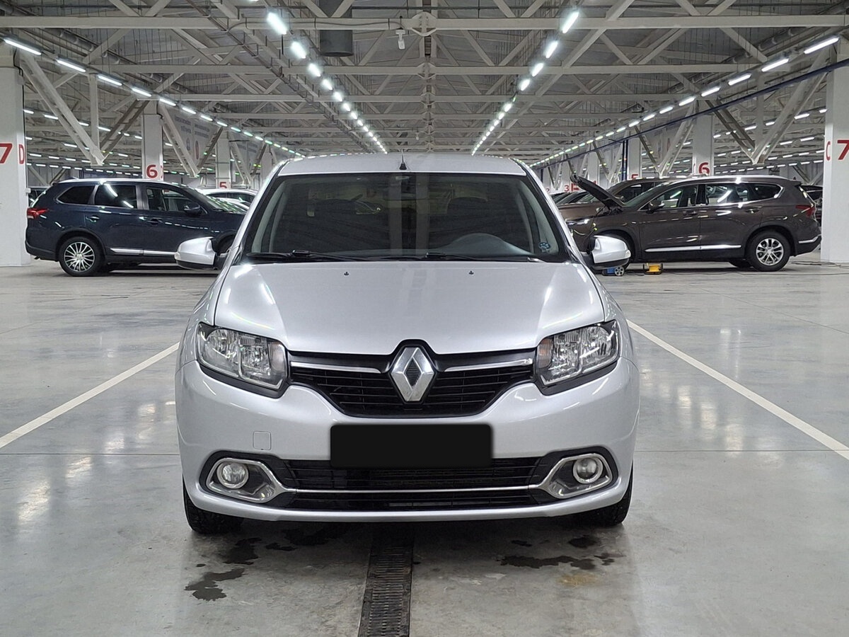 Renault Logan 2015 года с пробегом. Фото: #1