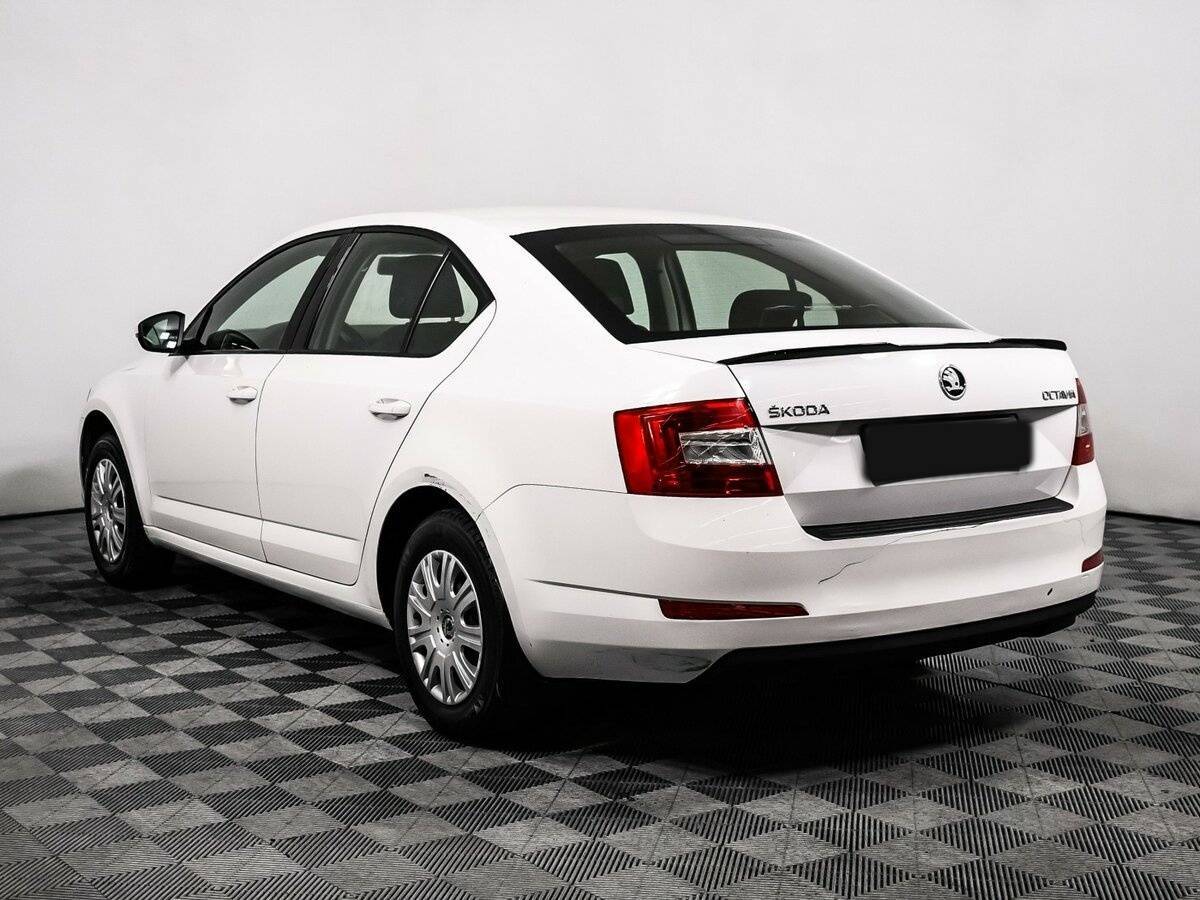 Skoda Octavia 2015 года с пробегом. Фото: #6