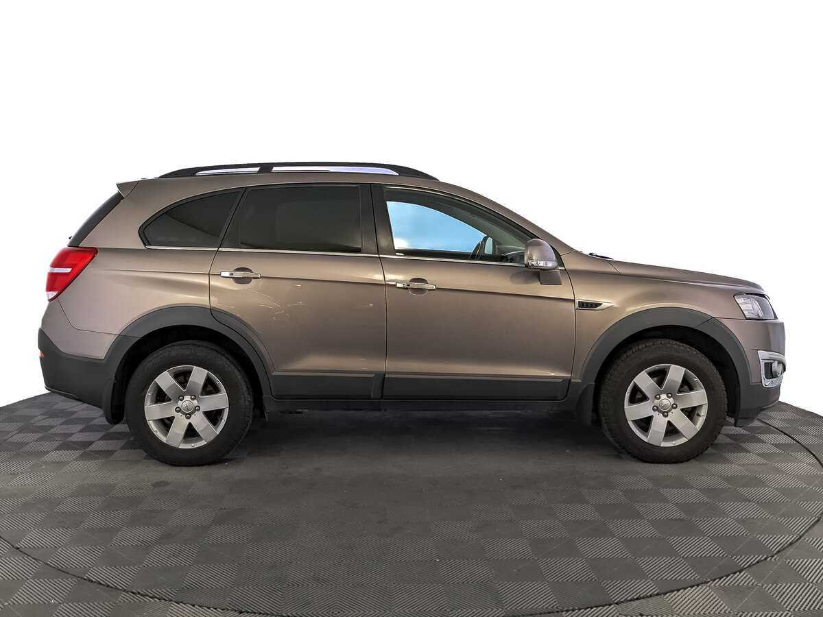 Chevrolet Captiva 2015 года с пробегом. Фото: #3