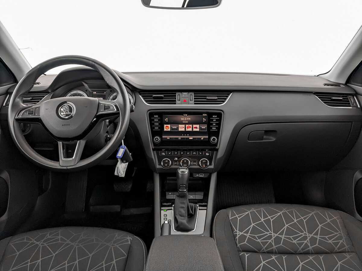 Skoda Octavia 2019 года с пробегом. Фото: #11