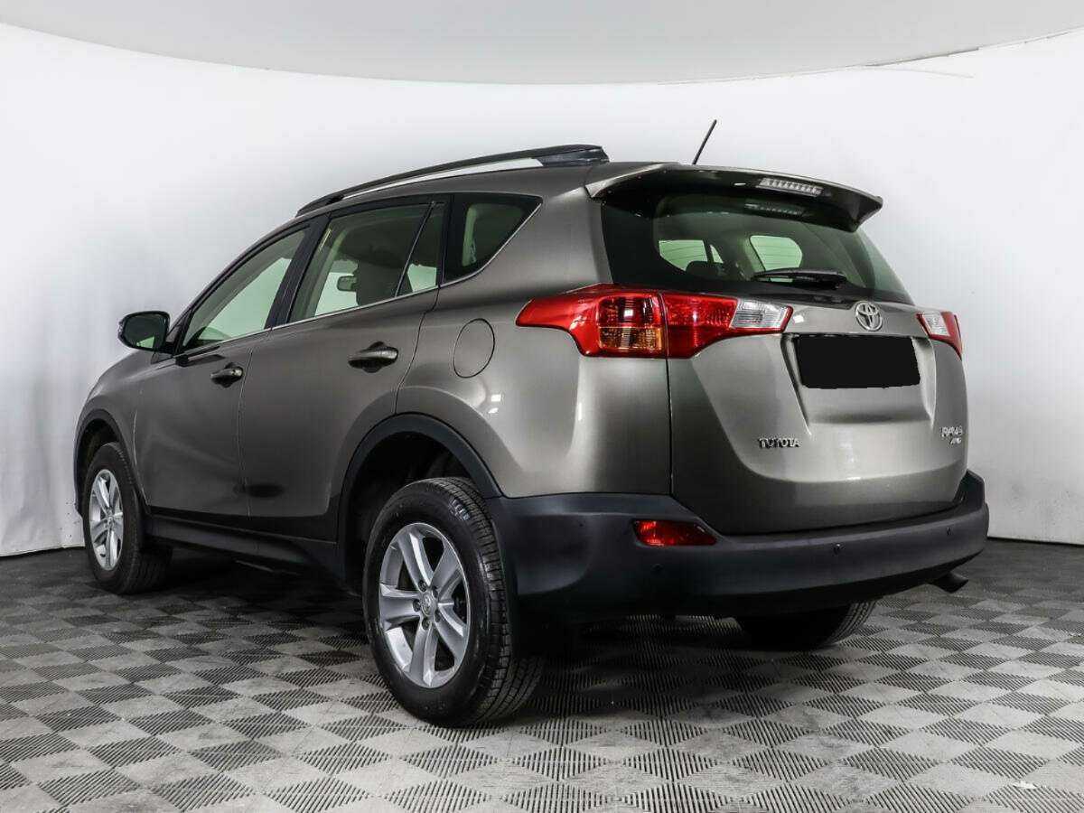 Toyota RAV4 2013 года с пробегом. Фото: #6