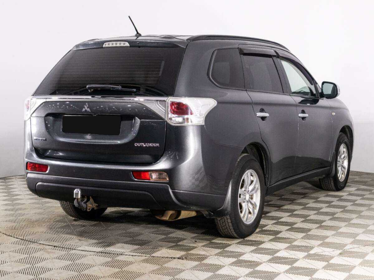 Mitsubishi Outlander 2013 года с пробегом. Фото: #4