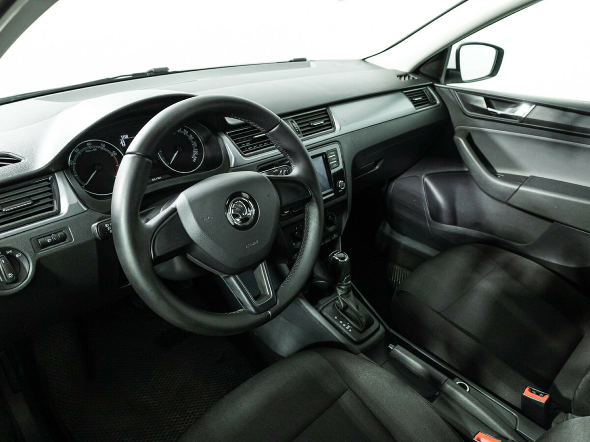 Skoda Rapid 2019 года с пробегом. Фото: #10