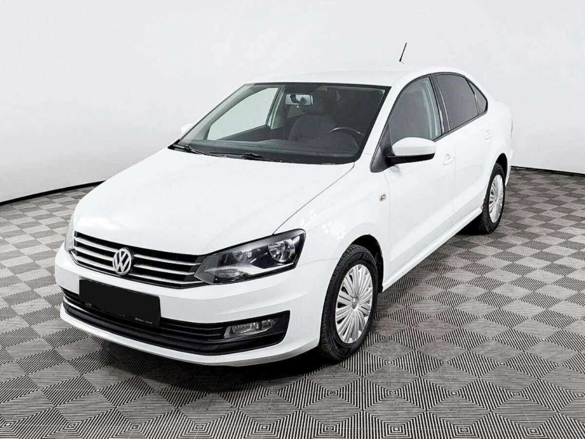 Volkswagen Polo 2015 года с пробегом. Посмотреть фото