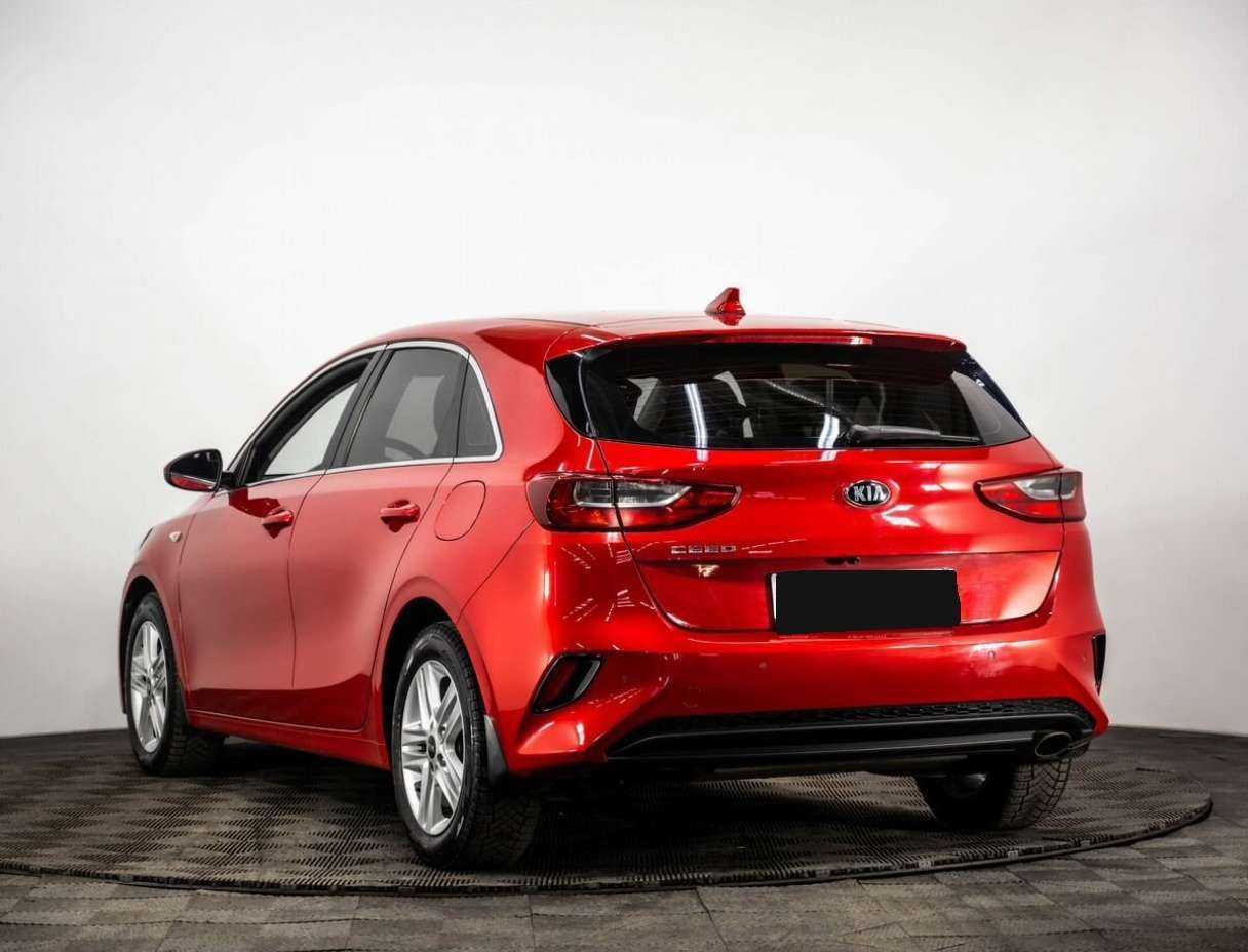 Kia Ceed 2019 года с пробегом. Фото: #3