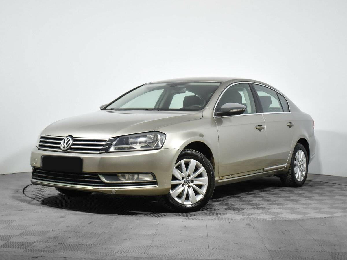 Volkswagen Passat 2012 года с пробегом. Фото: #0