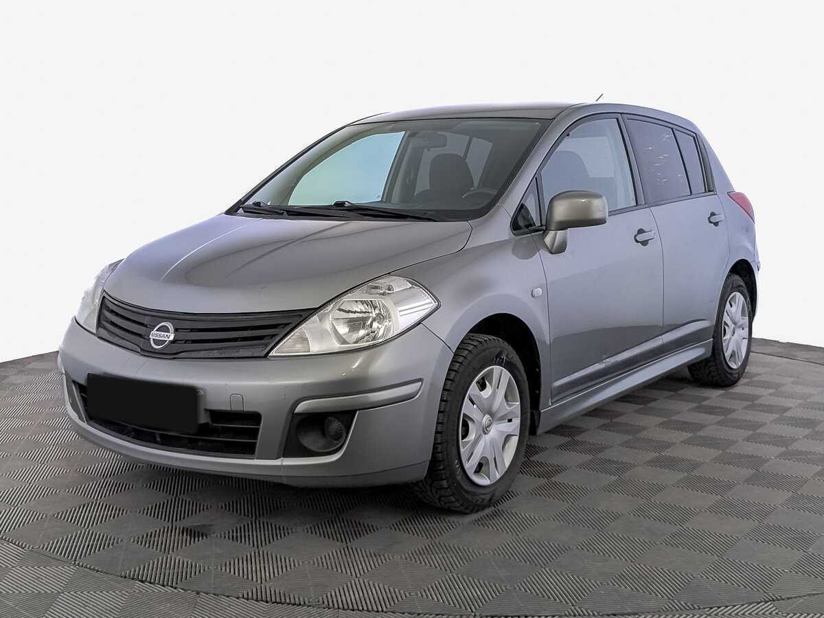 Nissan Tiida 2013 года с пробегом. Фото: #0
