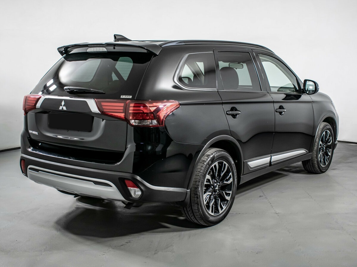 Mitsubishi Outlander 2022 года с пробегом. Фото: #4