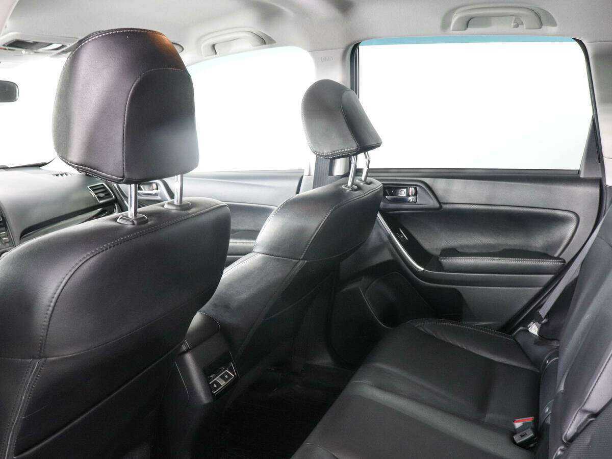 Subaru Forester 2017 года с пробегом. Фото: #10