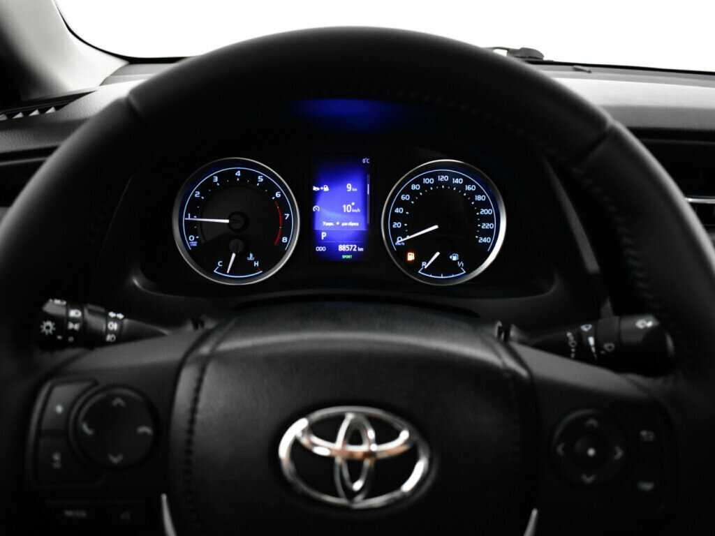Toyota Corolla 2018 года с пробегом. Фото: #10