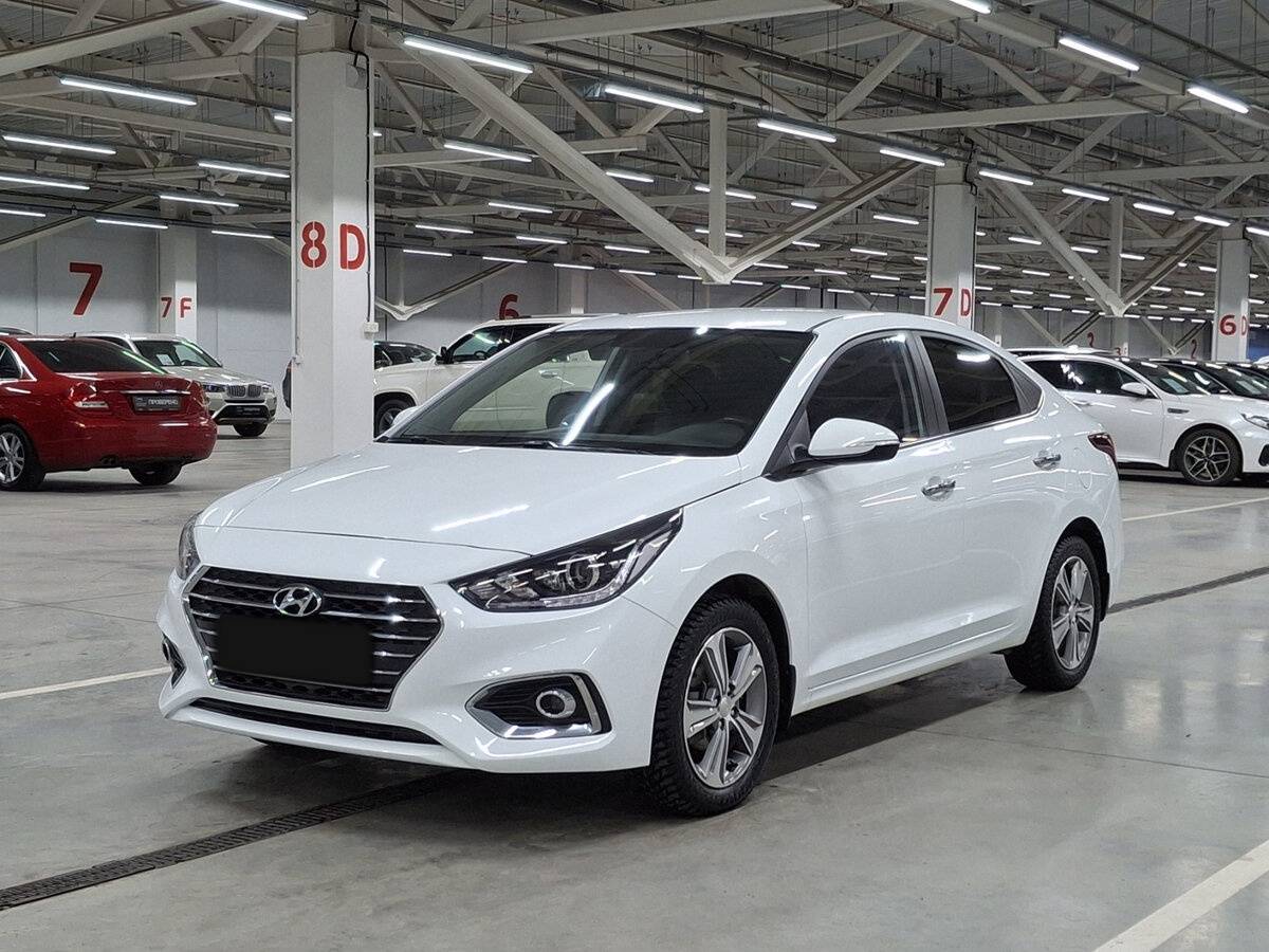 Hyundai Solaris 2017 года с пробегом. Посмотреть фото