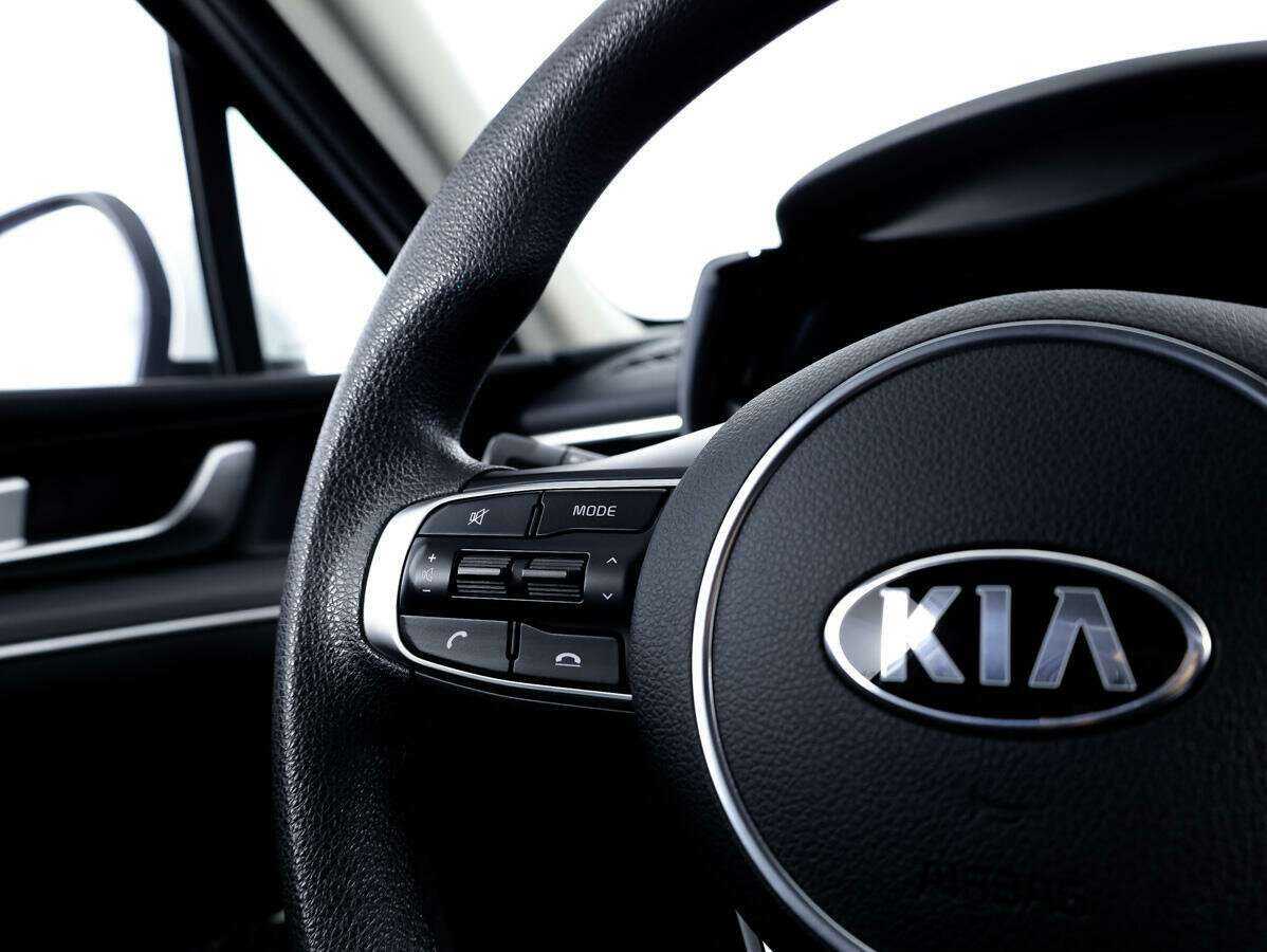 Kia K5 2021 года с пробегом. Фото: #12